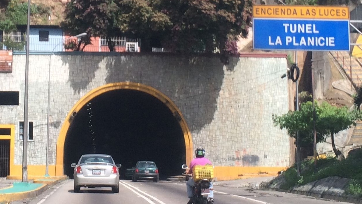 Anuncian cierre nocturno del túnel La Planicie I del 27 al 29 de septiembre