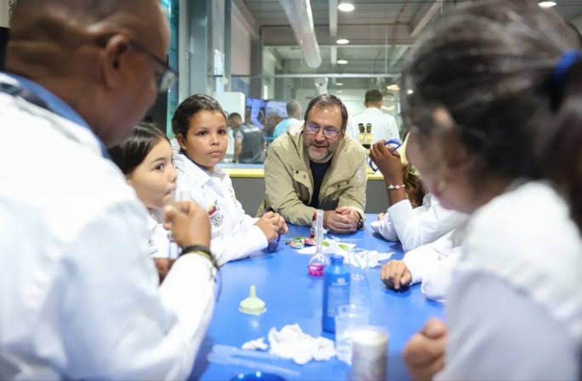 Inauguran Centro Didáctico de Ciencia y Tecnología en Caracas