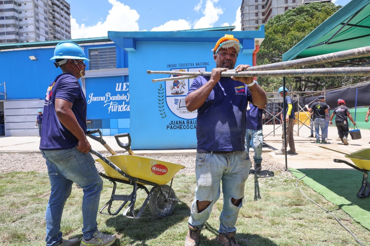 Labores de adecuación avanzan en 1.500 planteles simultáneamente