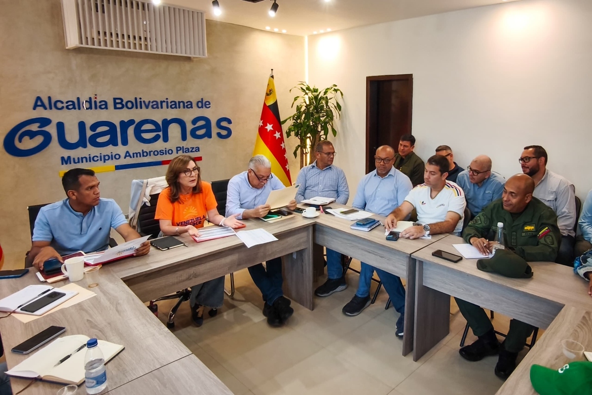 Venezuela Renace revisa avances en reparación de viviendas en Miranda