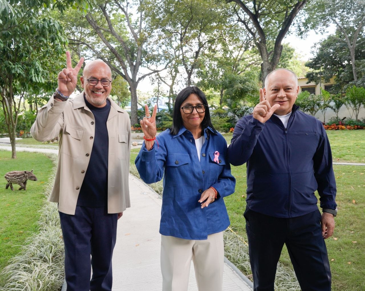 Mandataria impulsa «Renacer Productivo» y avanza en la agenda navideña y de protección social