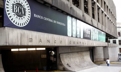 El acuerdo central, radica en estrechar la coordinación operativa entre las autoridades financieras y monetarias del Estado.