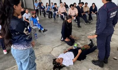 Un equipo del Cuerpo de Bomberos del municipio Libertador dictó un taller a los miembros de la Brigada Escolar del Colegio Augusto Comte