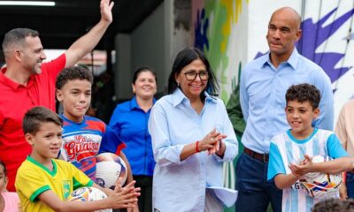 Delcy Rodríguez entrega rehabilitado el Complejo Educativo Emilio Gimón Sterling