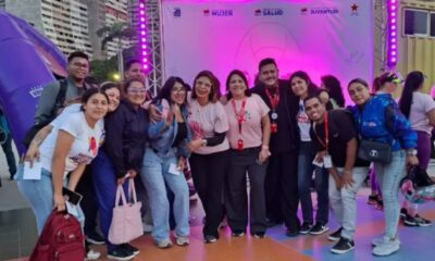 Caracas se ilumina de rosa en jornada preventiva contra el cáncer