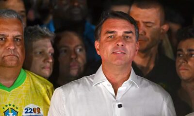 Flávio Bolsonaro evade la justicia y huye a Estados Unidos