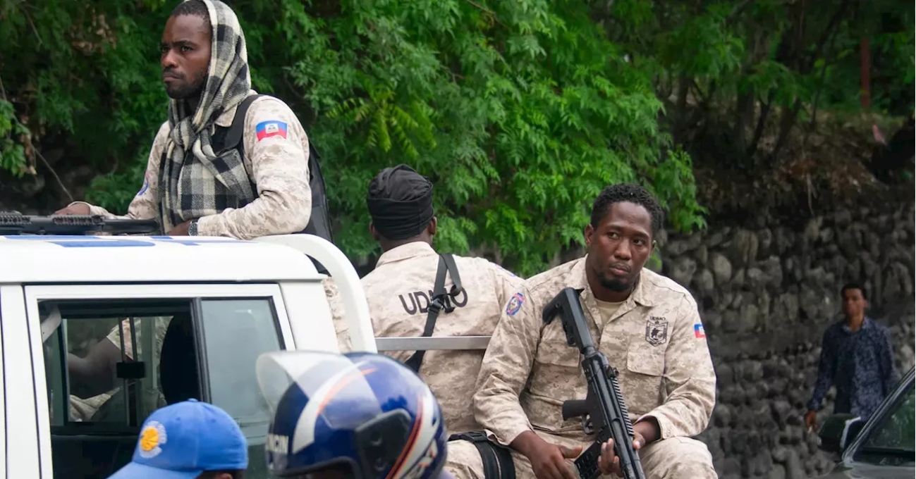 Bukele envía a mas de 200 militares a Haiti