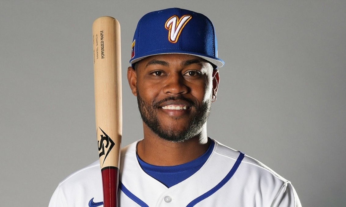 Maikel García anunció que debutará con Tiburones de La Guaira en Miami