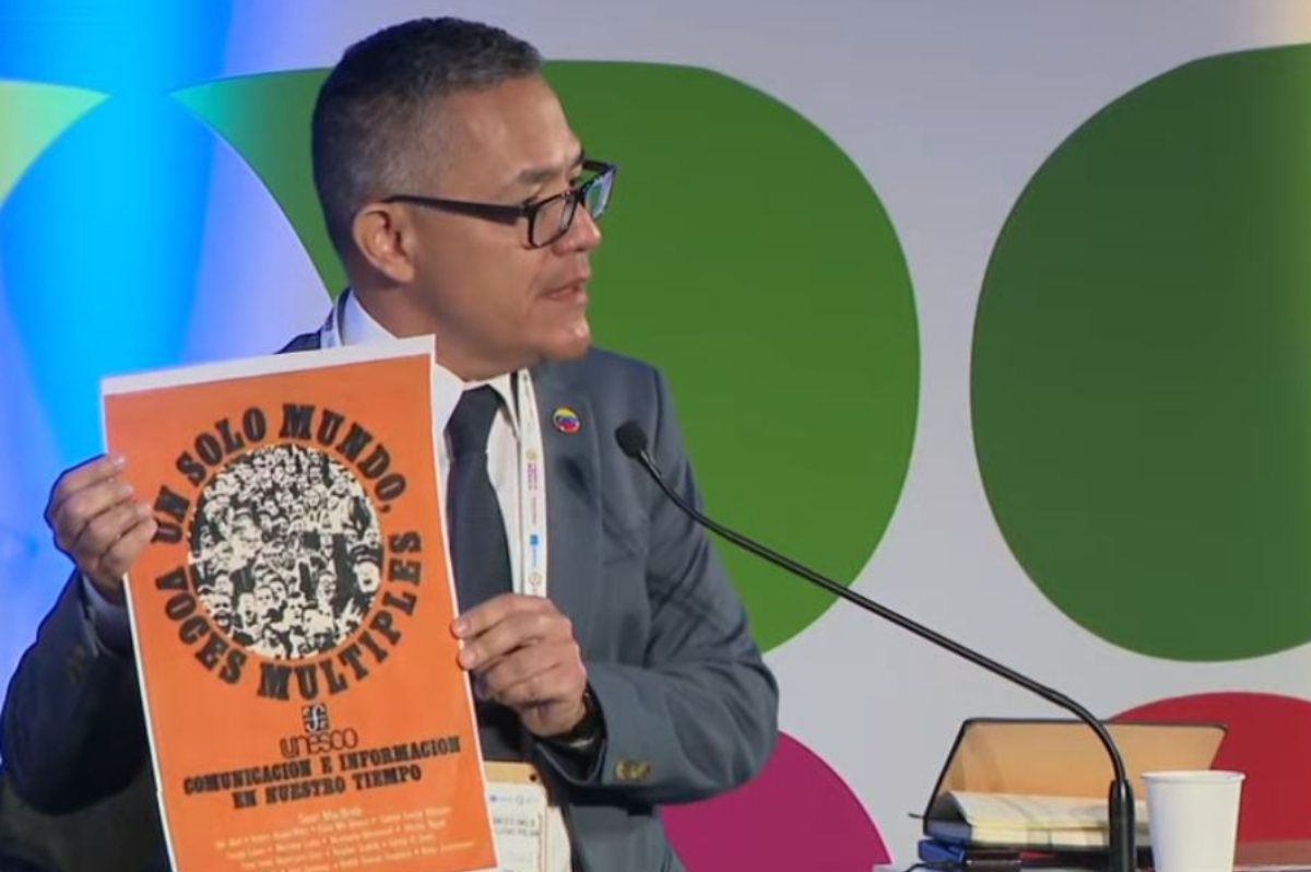 Villegas ante la UNESCO