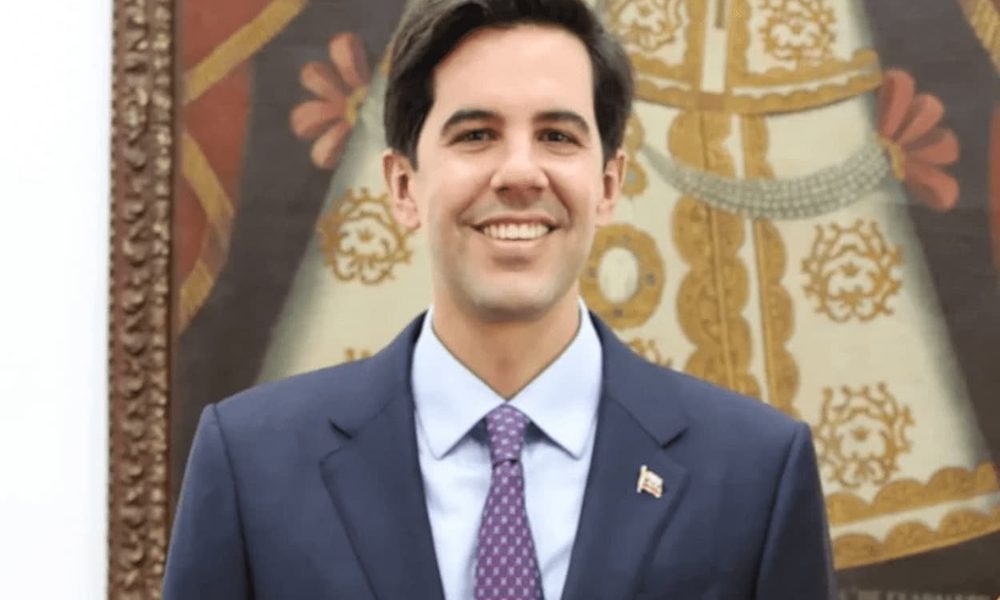 Presidenta Delcy Rodríguez designa a Oliver Blanco canciller de la República