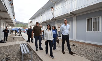 La presidenta de la República Delcy Rodríguez señaló: “De aquí a diciembre no quede nadie en los campamentos y que las familias, madres, padres, niños, abuelos y abuelas sepan que van a tener una solución transitoria unifamiliar mientras"