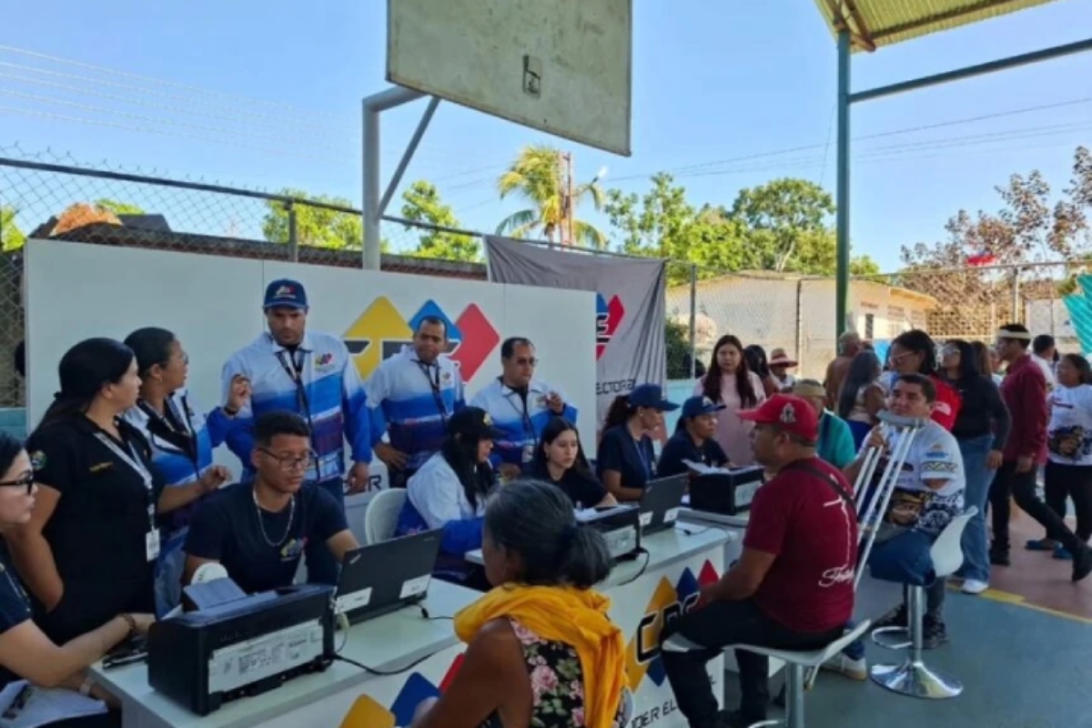 Saime desplegó segunda jornada de cedulación Indígena en Apure y Anzoátegui