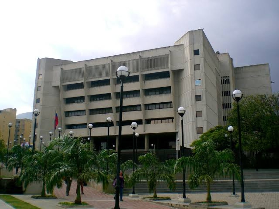 Rodríguez instruye prohibir detenciones sin orden judicial