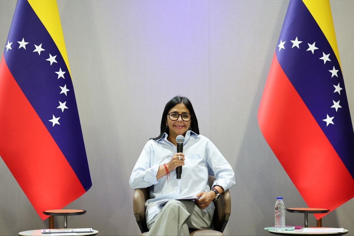 Venezuela recibe segundo buque con ayuda humanitaria de China