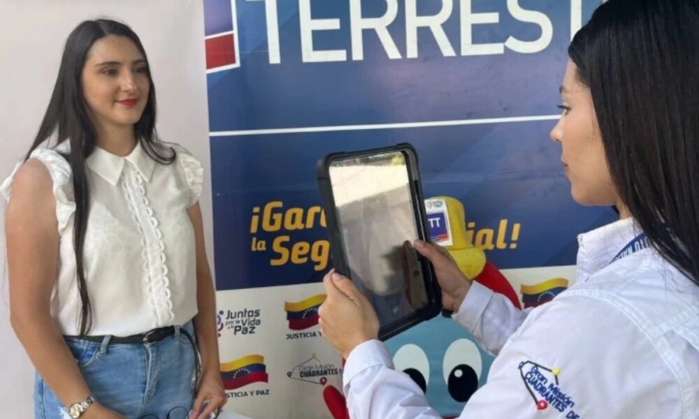 del 14 al 29 de octubre del presente año,
