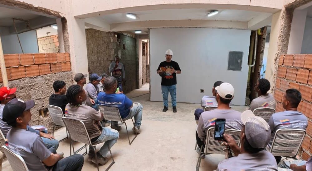 Obras Públicas e Inces impulsan la formación técnica en La Guaira
